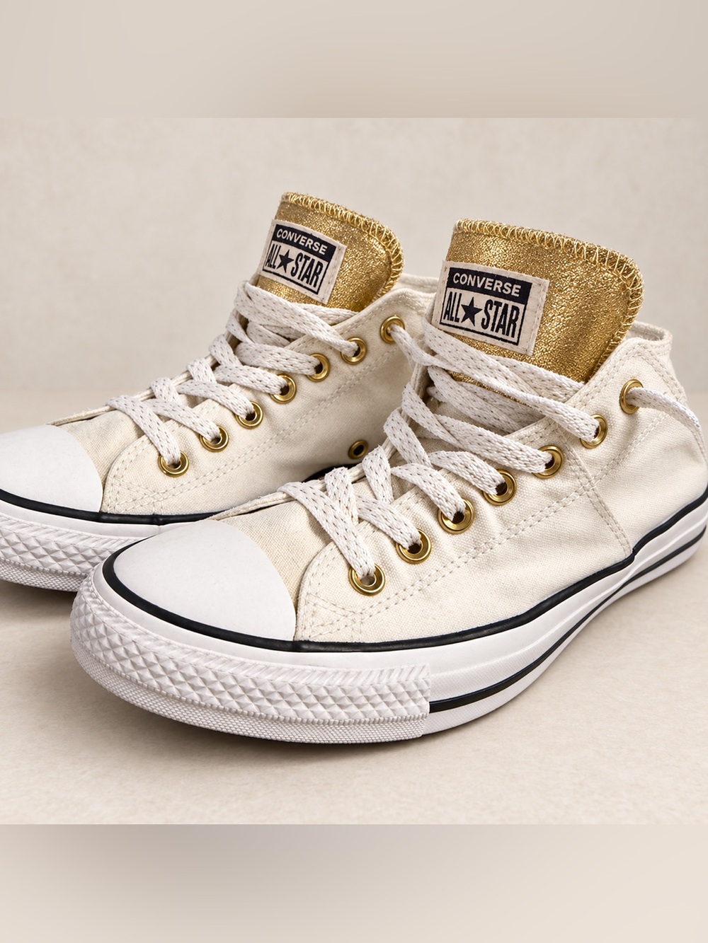 Converse All Star White & Gold Metallic High Top Sneakers Women’s 11